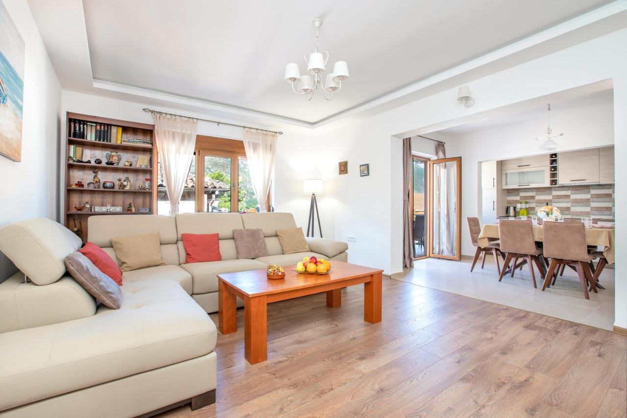 Seafoam Apartment Κότορ Εξωτερικό φωτογραφία