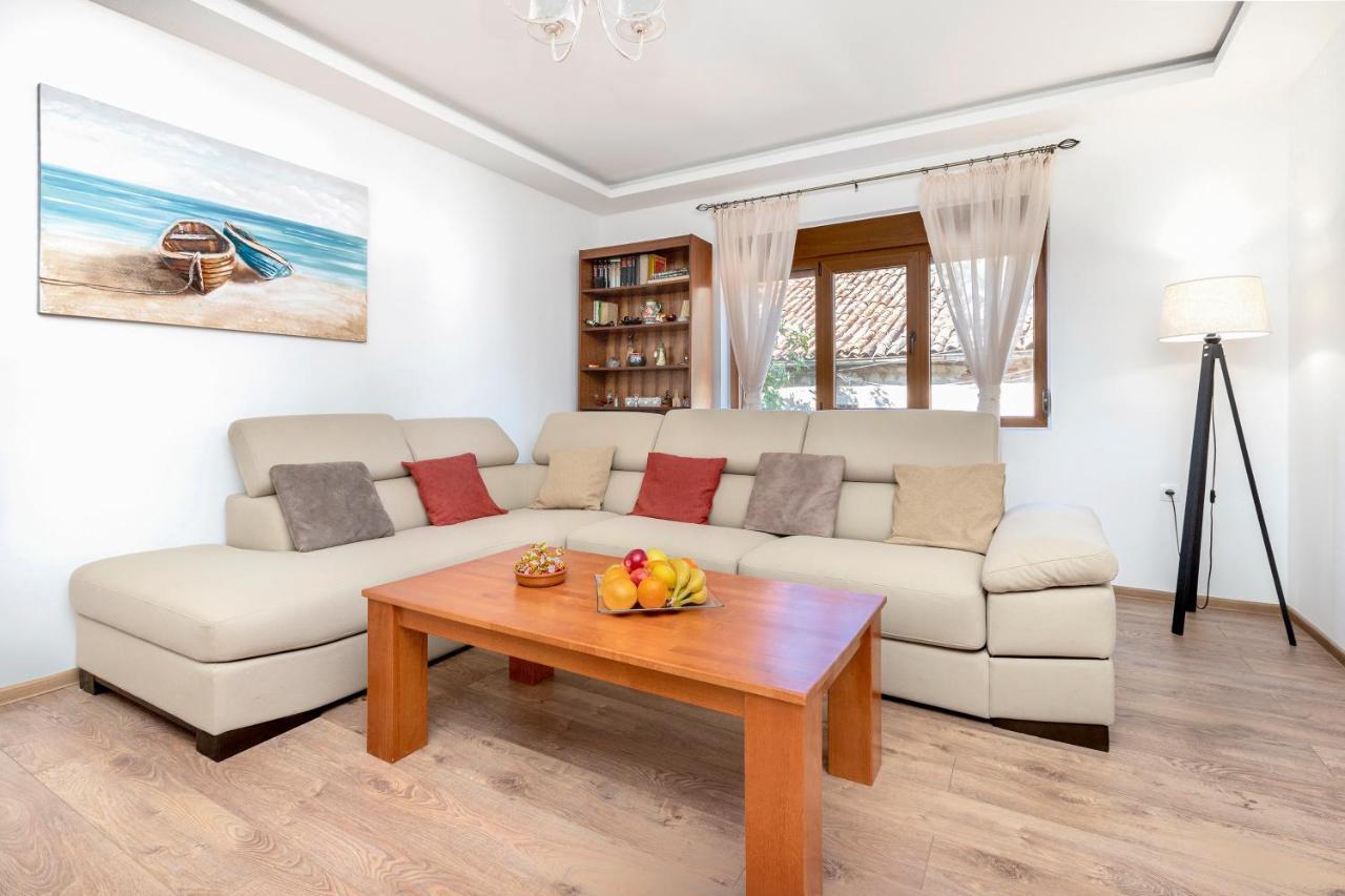Seafoam Apartment Κότορ Εξωτερικό φωτογραφία