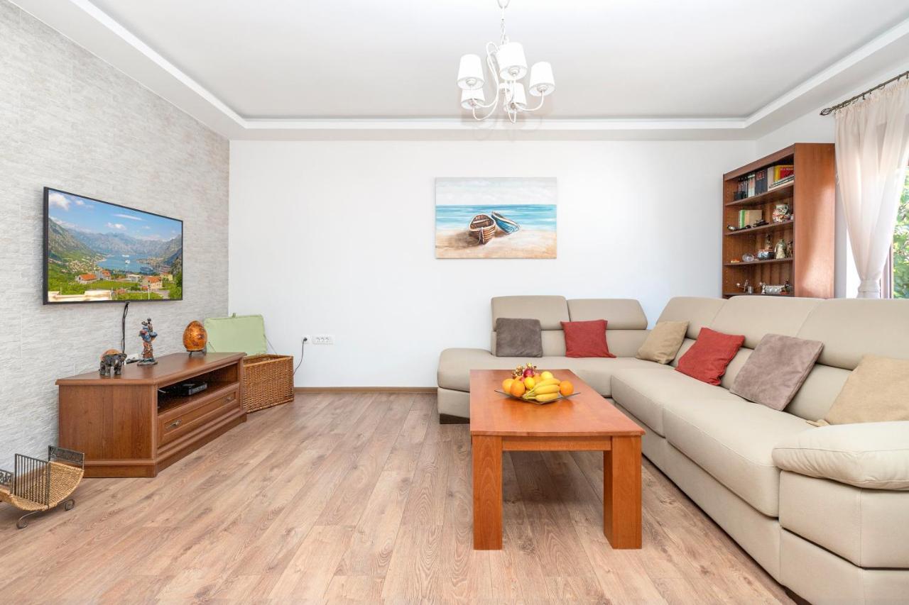 Seafoam Apartment Κότορ Εξωτερικό φωτογραφία