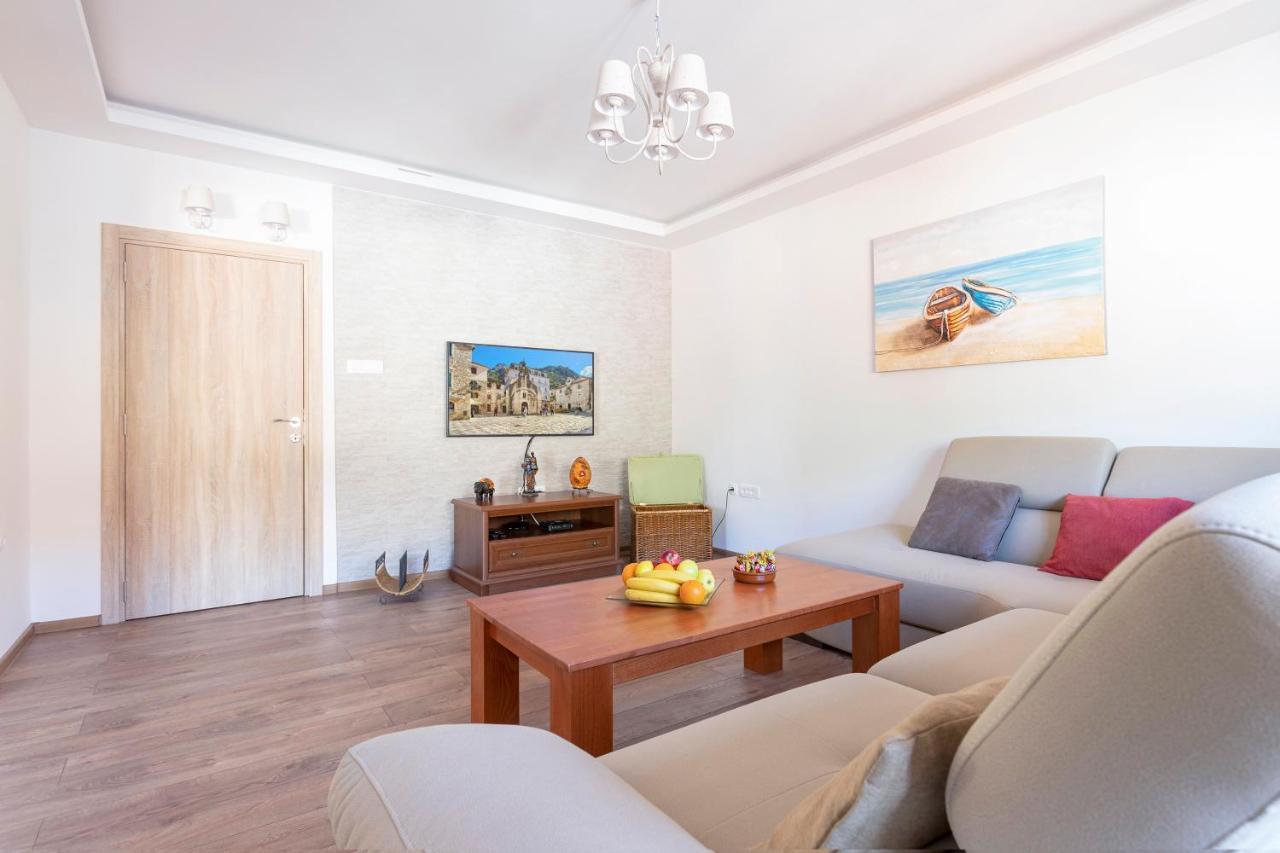 Seafoam Apartment Κότορ Εξωτερικό φωτογραφία